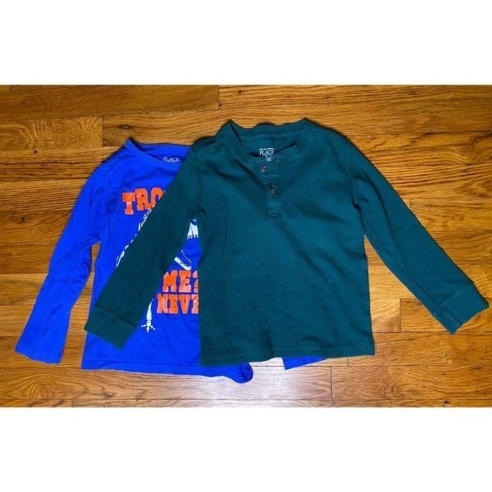 Boys Children's Place shirts sold together size 5 EUC
